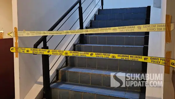 Penutupan panti pijat plus-plus di Gedung Capitol, Jalan Ahmad Yani, Kota Sukabumi. | Foto: SU/Asep Awaludin