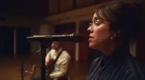 Lirik Lagu Wildflowe Billie Eilish yang Menangkan Song of the Year Grammy 2026. YouTube/BillieEilish