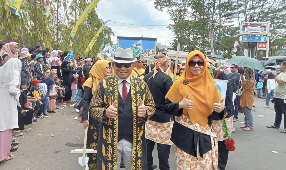 Festival Sukabumi Suka Bunga, Mobil Hias DPMPTSP Usung Konsep Mal Pelayanan Publik
