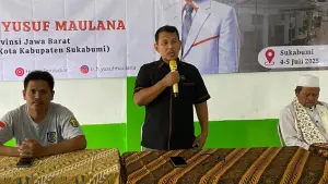 Haji Aka melaksanakan penyebarluasan Perda Nomor 5 Tahun 2017 di Kampung Cimulek, Desa Waluran, Kecamatan Waluran, Kabupaten Sukabumi, Kamis (3/7/2025). | Foto: Istimewa