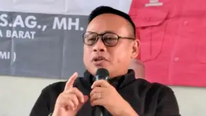 Anggota DPRD Jabar Muhammad Jaenudin saat sosialisasi Perda 5 tahun 2023 di Kadudampit Sukabumi | Foto : Tim ADC