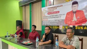Anggota DPRD Jabar Muhammad Jaenudin saat sosialisasi Perda Penyelenggaran Pendidikan di Desa Sekarwangi, Cibadak, Kabupate Sukabumi, Senin (14/7/2025) | Foto : Dok Tim ADC