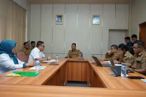 Pertemuan antara Pemkab Sukabumi dan BPJS Ketenagakerjaan. (Sumber Foto: Diskominfosan Kab. Sukabumi)