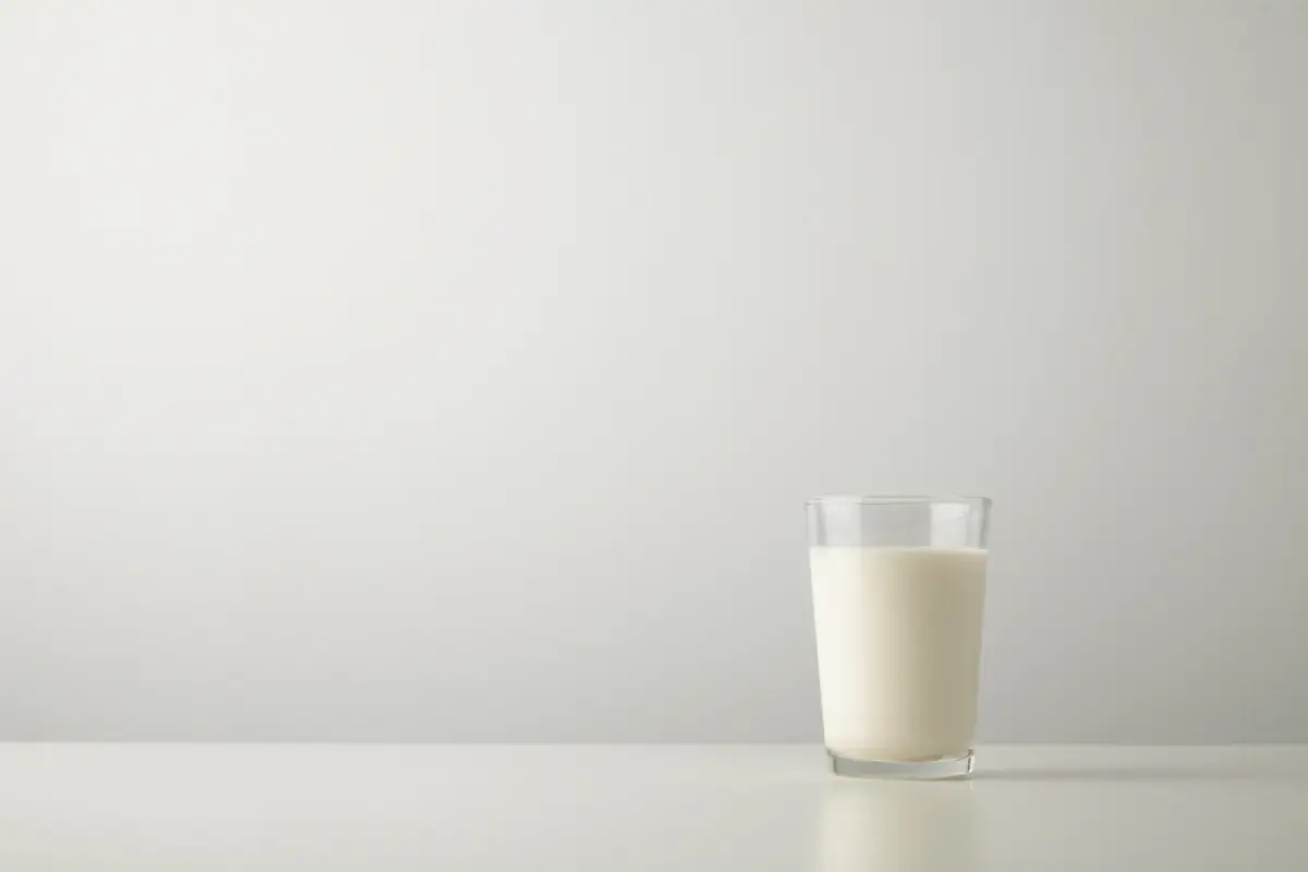 Susu Murni, Rendah Lemak, atau Skim: Mana yang Lebih Sehat untuk Tubuh Anda?