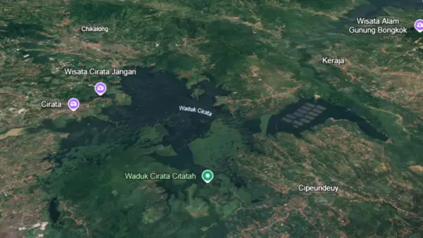 Waduk Cirata Jawa Barat (Sumber: google earth)