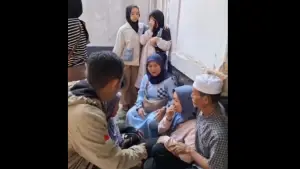 Keluarga korban tewas di acara pesta rakyat pernikahan putra sulung KDM di Garut (Sumber: dok warganet)