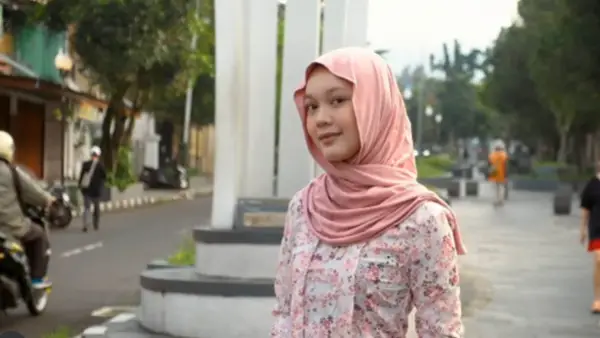 Aziizah Muta’aliyah (14 tahun), Kelas X SMP Hayatan Thoyyibah, Kota Sukabumi | Foto : @artsic_entertainment