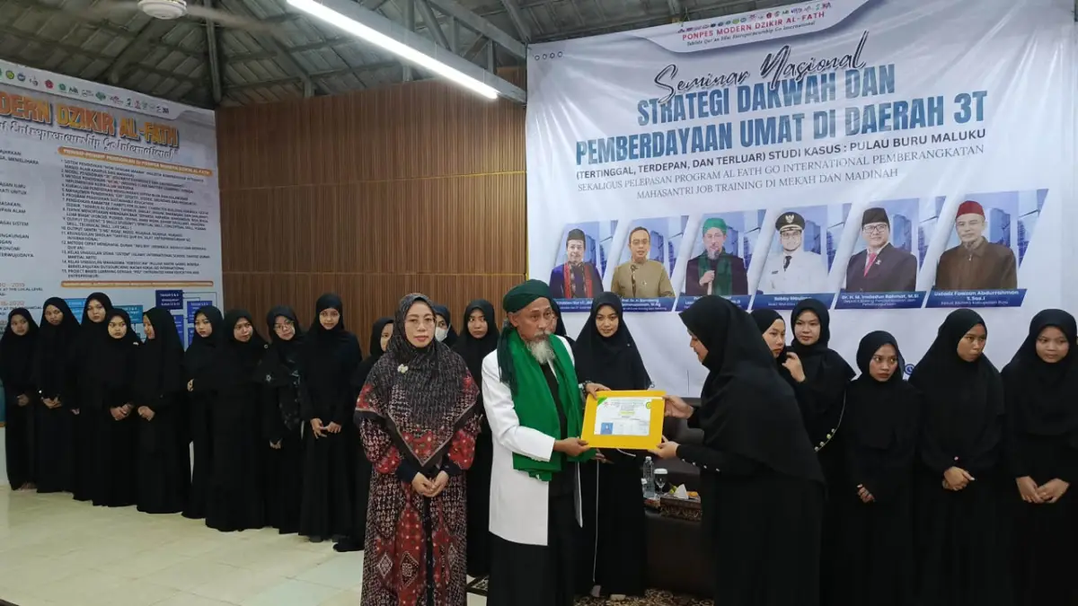 21 Santriwati Sukabumi Akan Bekerja di Masjidil Haram dan Masjid Nabawi