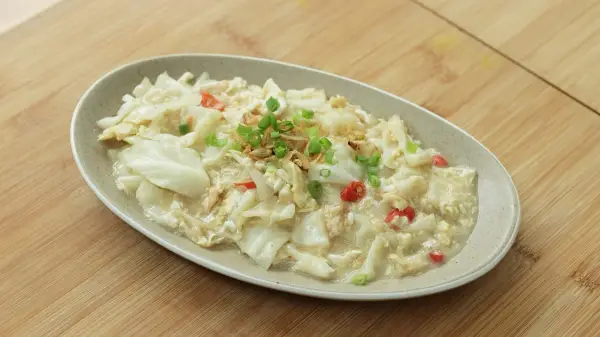 Kol Tumis Telur Ala Chef Devina Hermawan, Menu Rumahan yang Praktis dan Ekonomis (Sumber : X/@hermawan_devina)