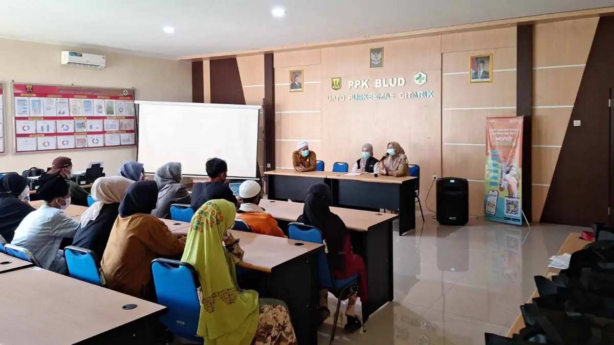 LKC Dompet Dhuafa Salurkan Paket Nutrisi bagi Pasien TBC di Sukabumi