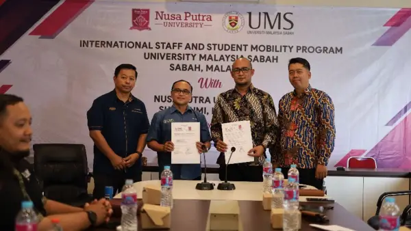 Penandatanganan Letter of Intent dilakukan oleh CSA Teddy Lesmana selaku Dekan Fakultas Bisnis, Hukum, dan Ekonomi NPU, bersama Assoc. Prof. Dr. Mohd Rahimie Abdul Karim dari UMS. (Sumber Foto: Dok. NPU)