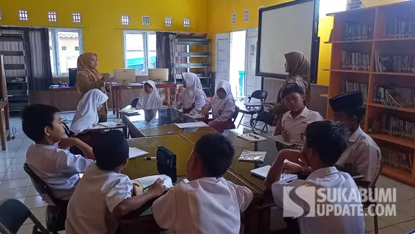 Kegiatan Diarpus Kabupaten Sukabumi melalui UPP Surade bersama pelajar. | Foto: Istimewa