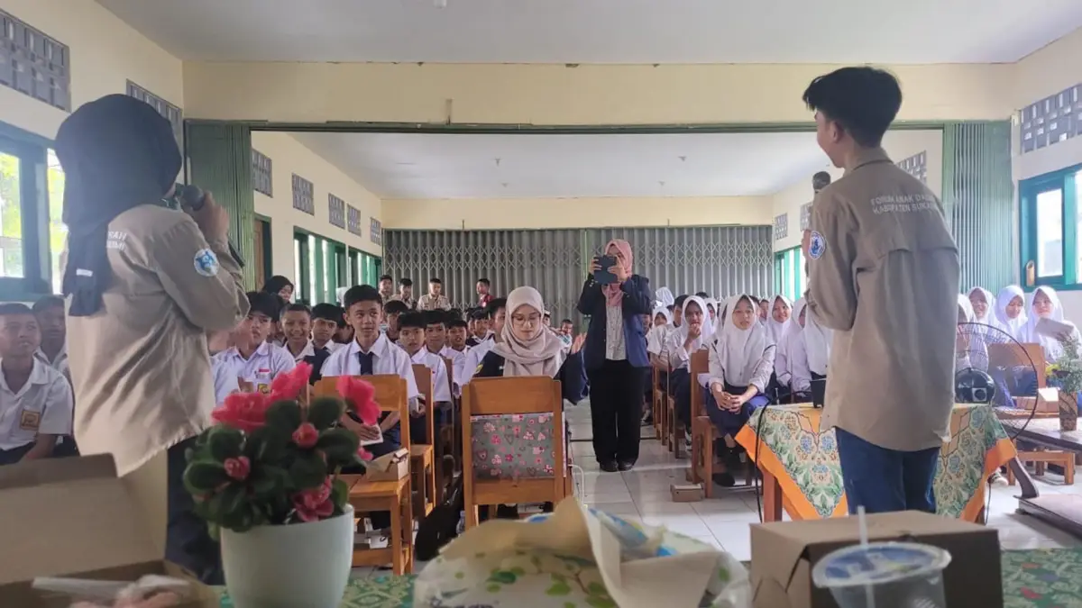 Kolaborasi Edukasi Cegah Kekerasan Anak, FORBUMI Hadir di SMPN Kebonpedes dan Warungkiara