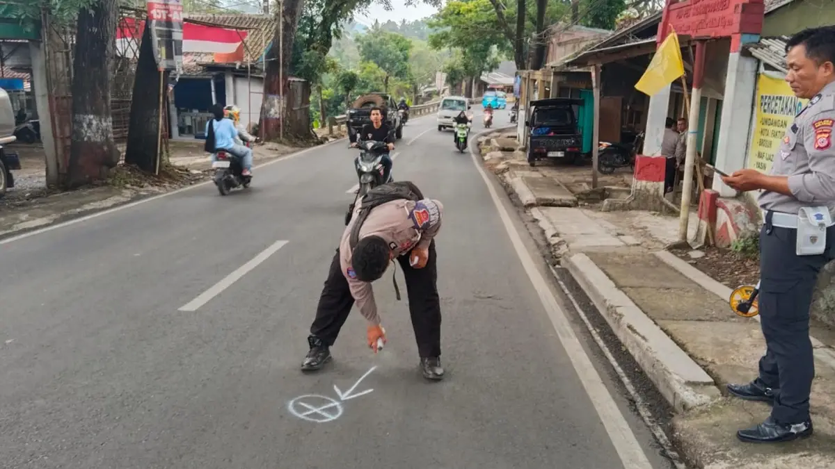 Kecelakaan Maut di Cikembar Sukabumi, Pemotor Tewas Terlindas Truk Tronton