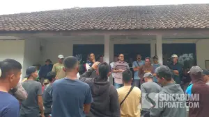Petani penggarap di lahan perkebunan PT Asabaland menolak kenaikan biaya tanda jasa (Sumber: su/ragil)