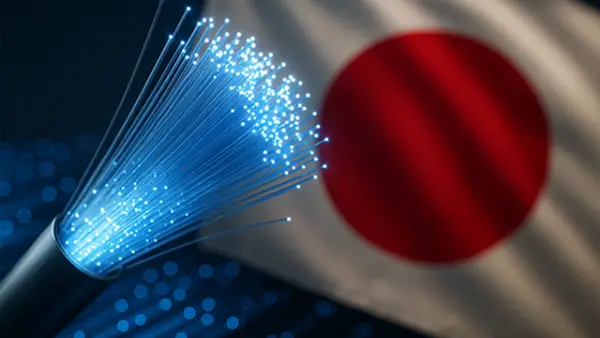 Ilustrasi - Jepang kembali memimpin inovasi teknologi dengan memecahkan rekor internet tercepat di dunia—125.000 Gbps berkat terobosan serat optik canggih. (Sumber : Image Creator).