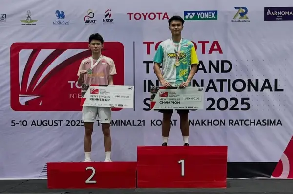 Christian Adinata di Podium Utama Thailand International Series (Sumber : Instagram/@christianadinata16)