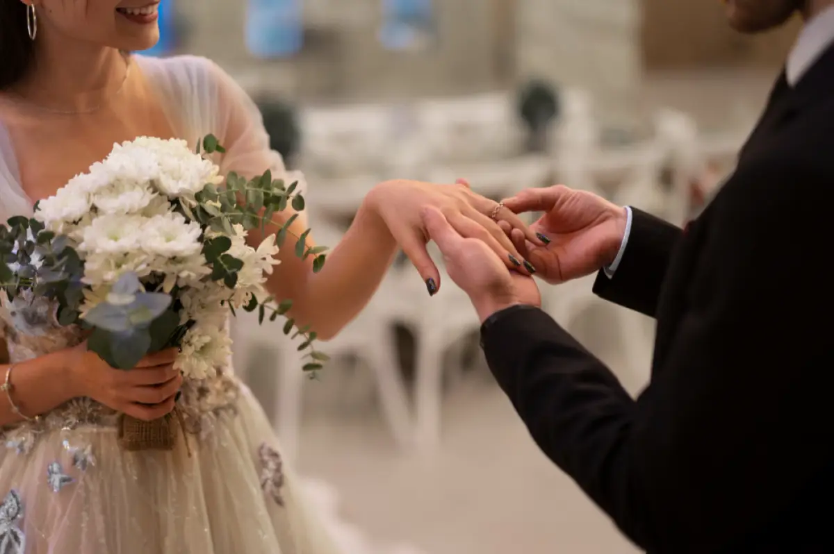 Bukan Cuma Romantis, Ini 5 Tanda Pasangan Anda Siap Menikah
