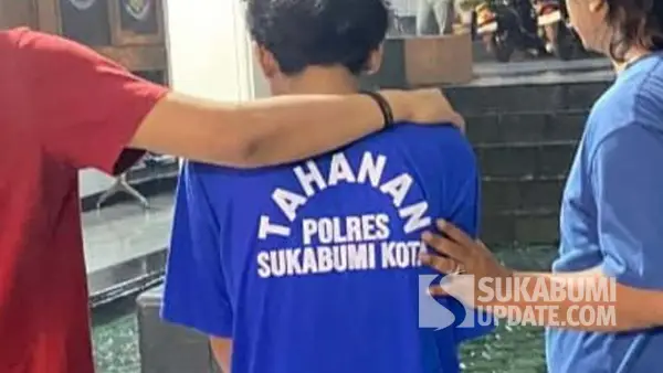 FR (36 tahun) berada di Mapolres Sukabumi Kota. | Foto: Istimewa
