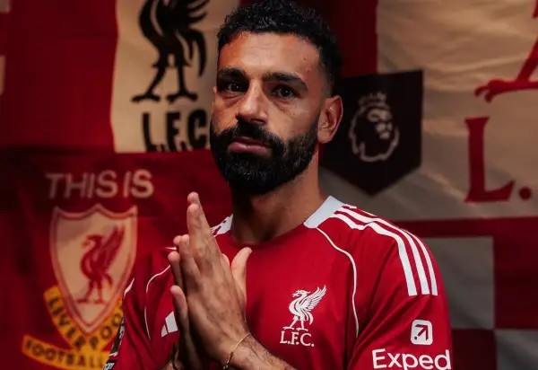 M. Salah menggunakan jersey Liverpool terbaru musim 2025/2026 (Sumber : Instagram/@Liverpool)