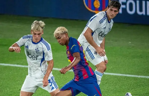 Aksi Lamine Yamal, Penyerang Barcelona saat menghadapi Commo di laga pramusim (Sumber : Instagram/@Barcelona)