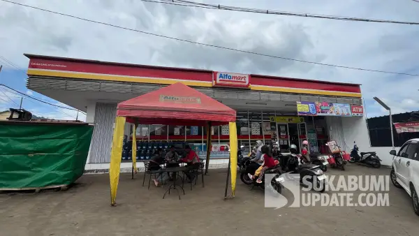 Alfamart di Kecamatan Nyalindung, Kabupaten Sukabumi. | Foto: SU/Turangga Anom