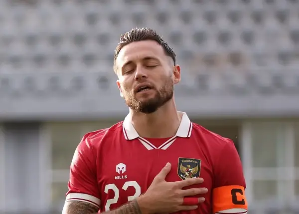 Marc Klok dipercaya sebagai kapten pada saat membela Tim Nasional Indonesia (Sumber : Instagram/@MarcKlok)