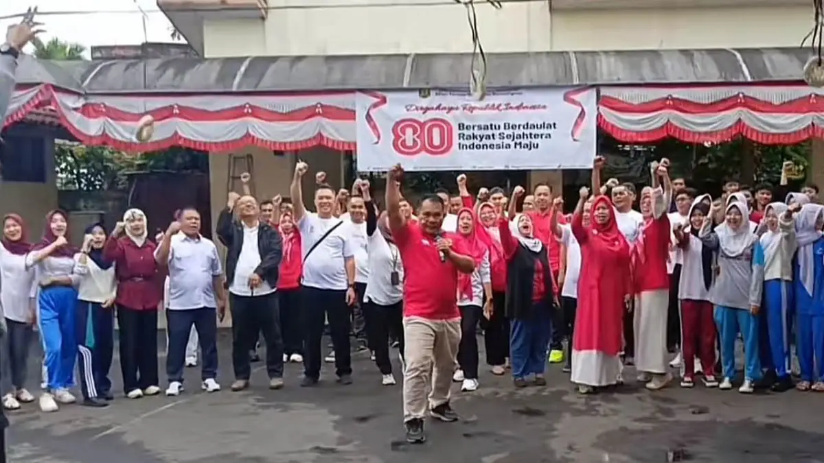 Gelar Perlombaan Meriah, Semarak HUT ke-80 RI di Disnakertrans Sukabumi