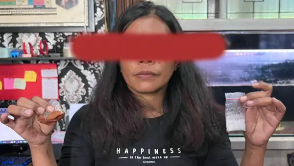 R alias Kety, Ibu rumah tangga warga Warudoyong Kota Sukabumi tertangkap saat selundupkan sabu ke lapas Nyomplong (Sumber: dok lapas)