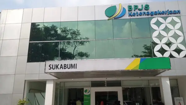 Kantor BPJS Ketenagakerjaan Cabang Sukabumi. | Foto: SU/Asep Awaludin