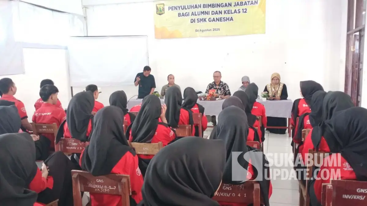 Disnakertrans Sukabumi Beri Penyuluhan Bimbingan Jabatan di SMK Ganesha, Dorong Lulusan Siap Kerja