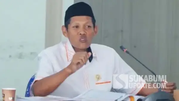 Anggota Komisi IV DPRD Kabupaten Sukabumi Uden Abdunnatsir saat rapat Badan Anggaran DPRD dengan TAPD pada 27 Agustus 2025 di Ruang Bamus, Gedung DPRD. | Foto: Fraksi PKS Kabupaten Sukabumi