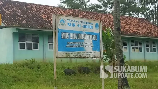 Suasana SMK Tirta Umran di Kampung Pasirgoong, Desa Mekarsari, Kecamatan Ciracap, Kabupaten Sukabumi, Kamis (28/8/2025). | Foto: SU/Ragil Gilang