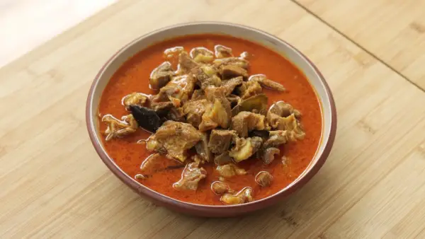 Tampilan gulai cincang khas Padang ala Chef Devina Hermawan (Sumber : x/@hermawandevina)
