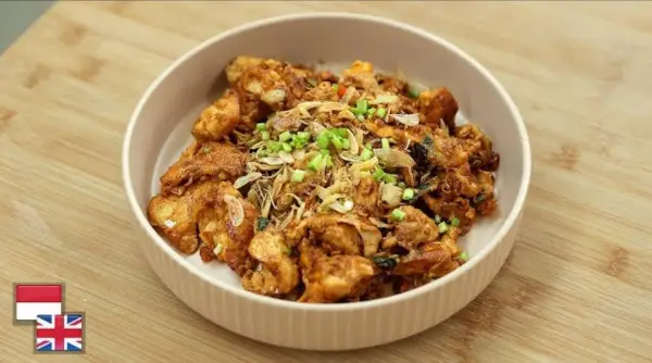 Tampilan menu harian Orak-Arik Tahu Telur ala Chef Devina Hermawan (Sumber : Youtube /@devinahermawan)