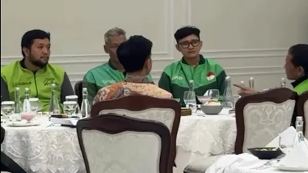 Wakil Presiden Gibran Rakabuming Raka saat bertemu perwakil driver ojek online di Istana | Foto : Instagram @setwapres.ri