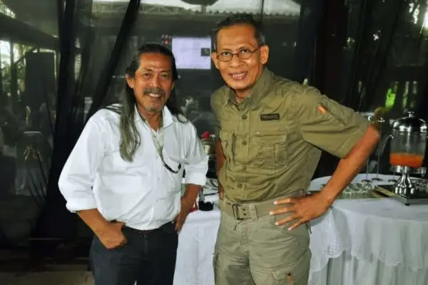 T.Bachtiar dikenal luas sebagai ahli toponimi, ilmu yang mengkaji asal-usul penamaan tempat. Karya monumentalnya Toponimi: Susur Galur Nama Tempat di Jawa Barat, telah menjadi rujukan penting. (Sumber: Istimewa)