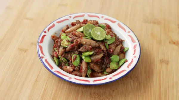 Tampilan Oseng Cumi Pete ala Chef Devina Hermawan (Sumber : X/@hermawan_devina)