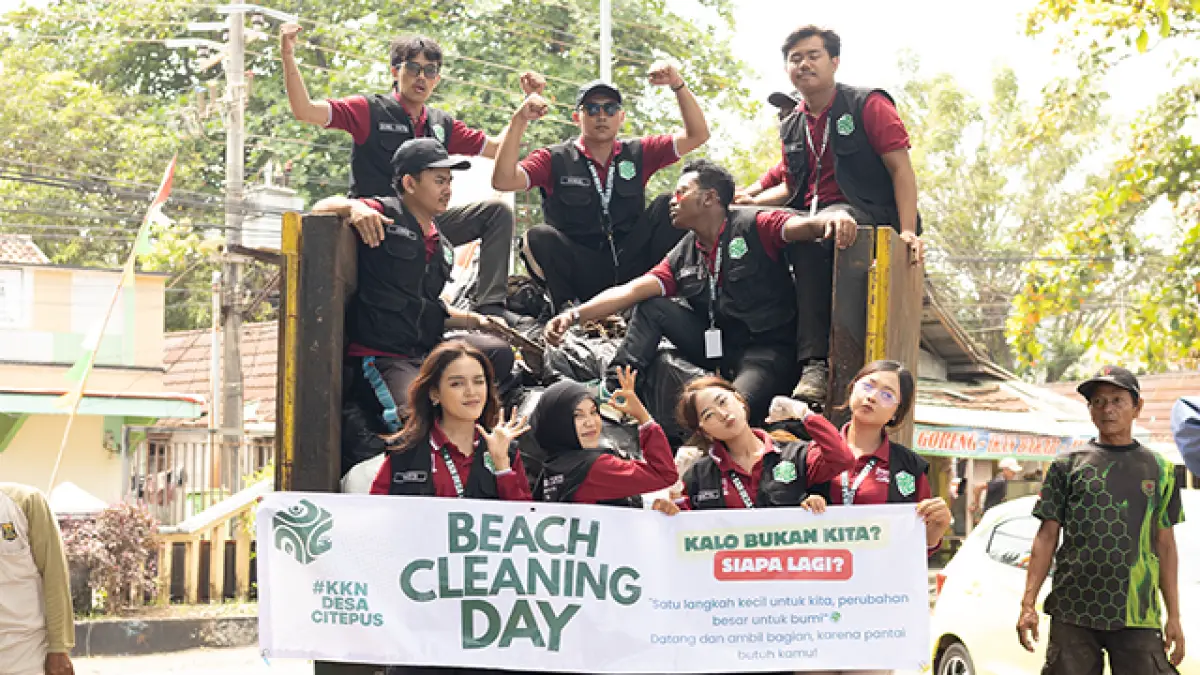 KKN Desa Citepus 56 Universitas Nusa Putra Gelar Beach Cleaning Day