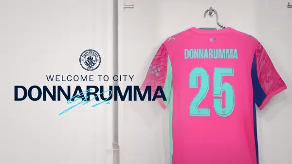 Gianluigi Donnarumma akan memakai nomor punggung 25 di klub barunya Manchester City. (Sumber :Web/id.mancity.com)