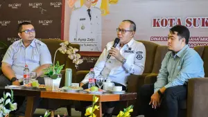 Wali Kota Sukabumi Ayep Zaki saat menghadiri pelatihan literasi keuangan UMKM dari Diskumindag Kota Sukabumi | Foto : Dokpim