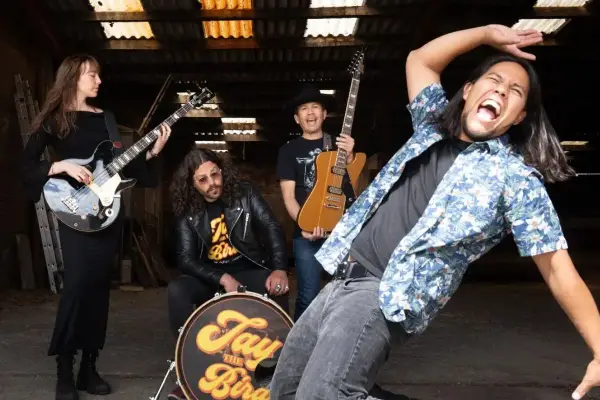 Jay the Bird: Kisah Band Blues Indonesia yang Sukses Go International dari Hamburg, Jerman - Rilis EP ‘Phoenix’ dan ‘It Might Get Loud’ (Sumber : Istimewa)