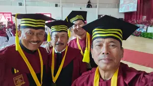 Potret jenderal dari institusi TNI-Polri yang lulus Pascasarjana Magister Ilmu Komputer di Nusa Putra University. (Sumber : Dok Nusa Putra).