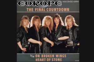 Kesuksesan awal “The Final Countdown” dibangun dari fondasi yang brilian. Intro synth megah Mic Michaeli langsung menyihir pendengar, menciptakan sensasi epik dan futuristik. (Sumber: Facebook, Europe)