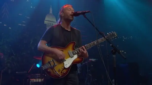 Gelombang nostalgia di dunia musik kembali bergelora. Setelah euforia reuni Oasis yang mengguncang dunia musim panas lalu, kini kabar gembira datang dari Radiohead. (Sumber: radiohead.com)