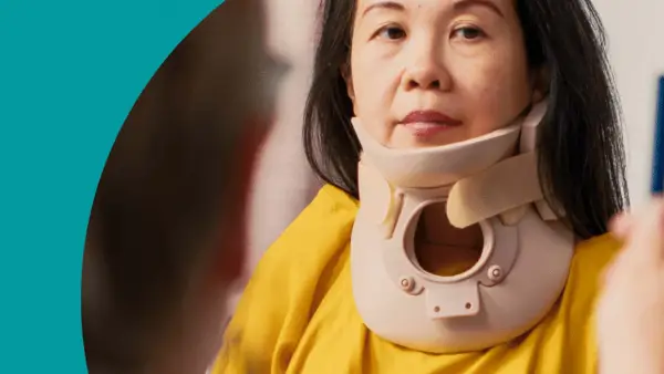 Neck Collar. (Sumber Foto: ortholife.co.id)