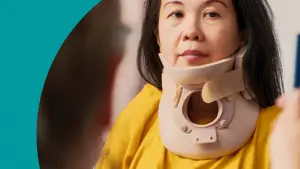 Neck Collar. (Sumber Foto: ortholife.co.id)