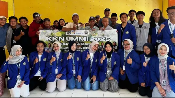 Kelompok 6 KKN UMMI Sukabumi di Desa Banjarsari. (Sumber Foto: Dok. KKN UMMI)