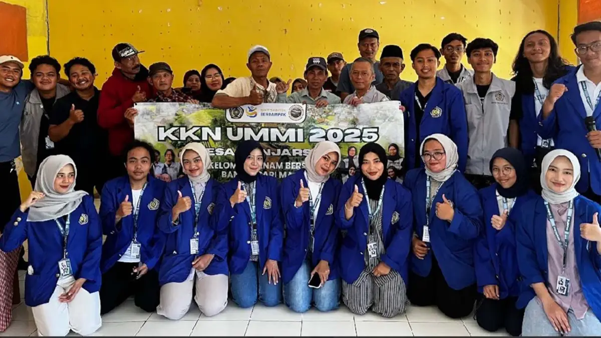 Mahasiswa KKN UMMI Kembangkan Program Pengelolaan Sampah Terpadu di Desa Banjarsari