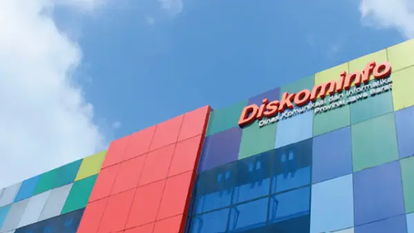 Diskominfo Jawa Barat meluncurkan Pedoman Komunikasi Publik Jabar Istimewa untuk acuan pranata Humas di Pemprov. (Sumber : diskominfo.jabarprov.go.id).